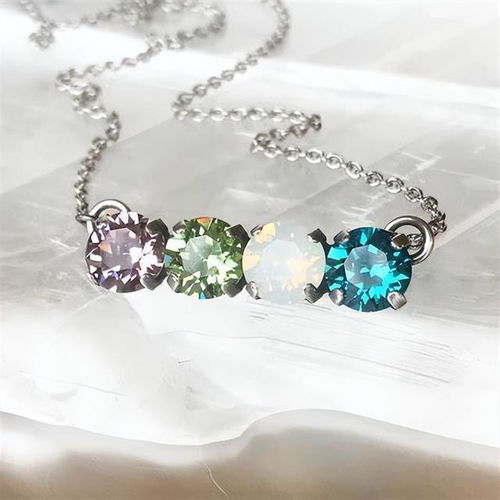 菲律賓珠寶首飾設(shè)計(jì) 東南亞藝術(shù)與彩色寶石在初夏穿搭中的點(diǎn)睛之筆